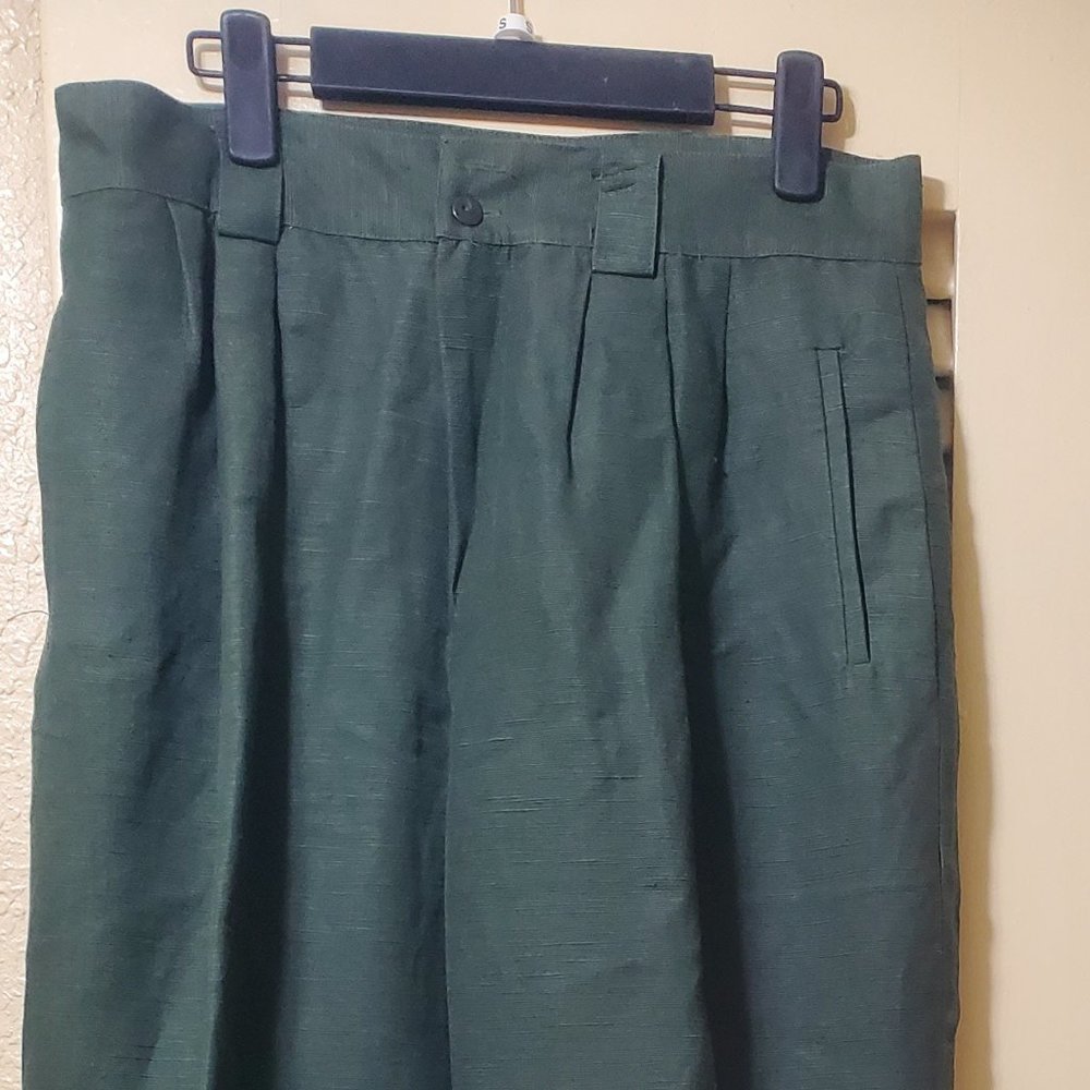 Passion Francais women's, hunter green, lined linen blend pants. Size 16.